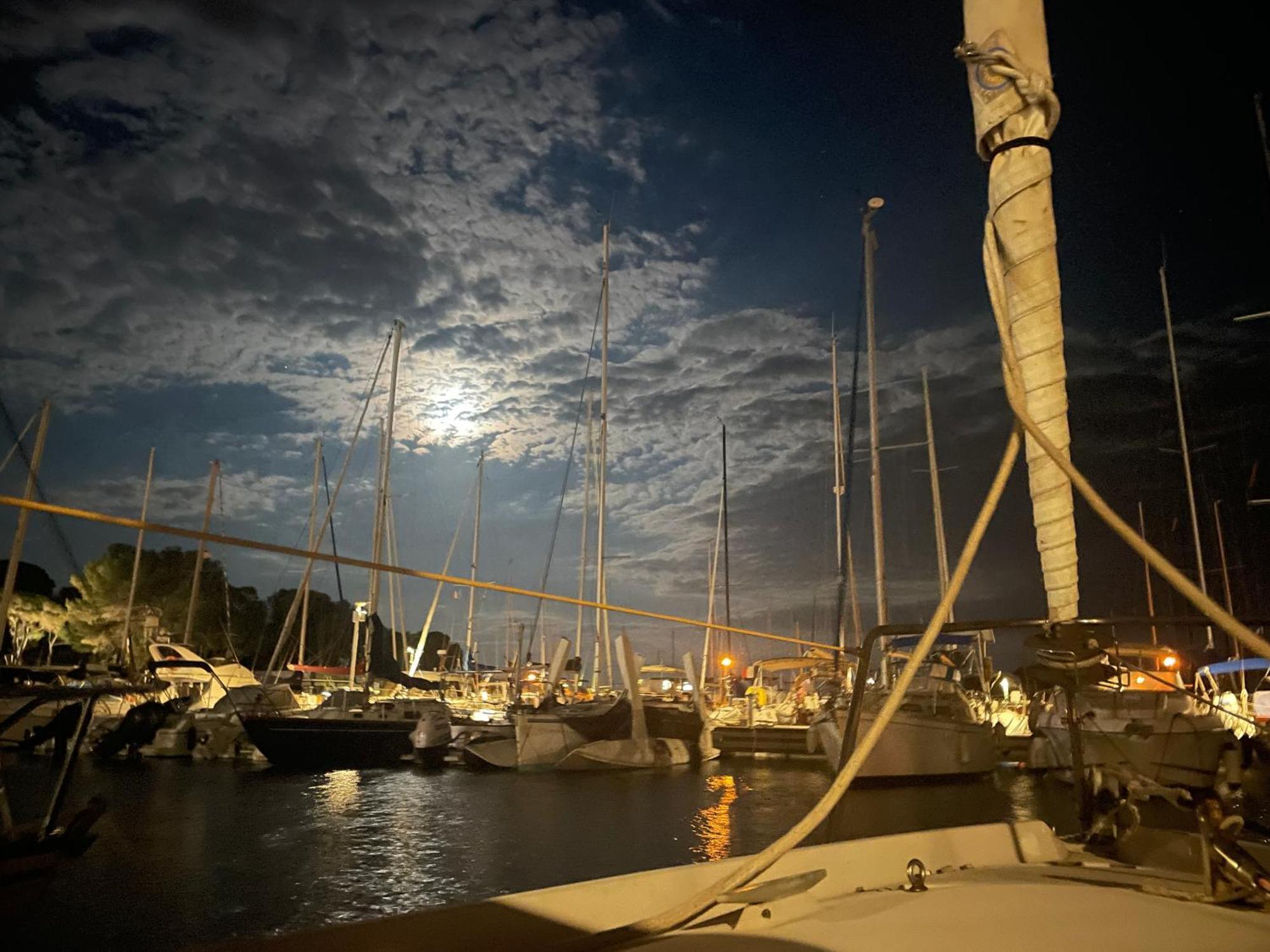 Yacht Studio Galarne Saint-Raphaël エクステリア 写真
